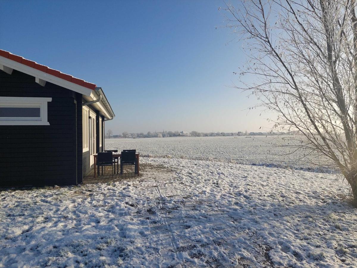Vakantiehuisje Vlakbij Leeuwarden, Swichumer Pleats Eksteriør billede